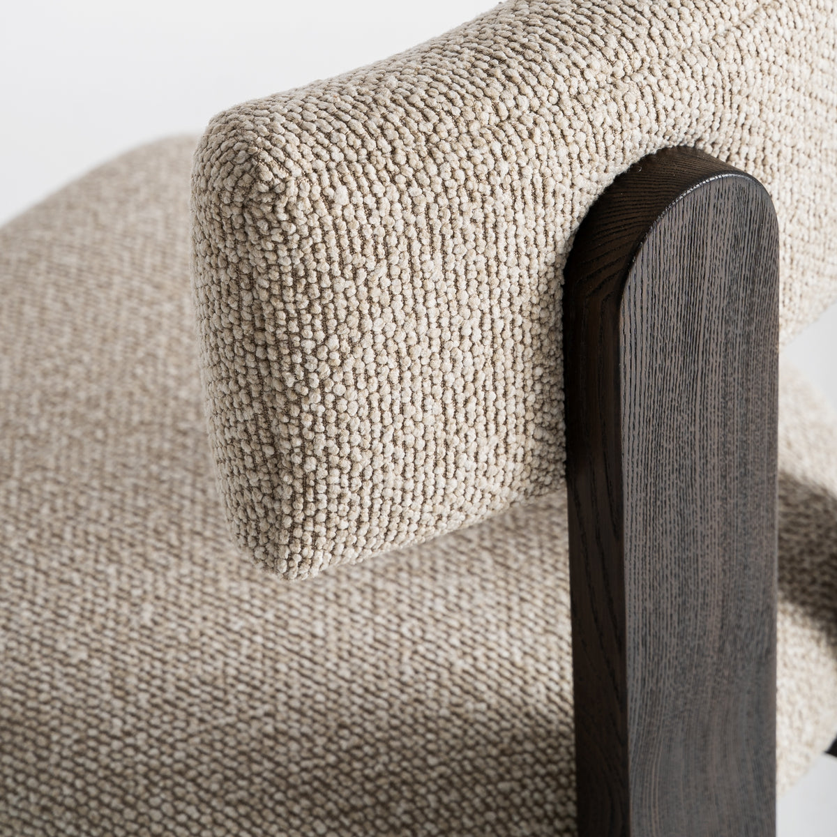Frans – weicher Sessel aus Polyester im Contemporary-Stil