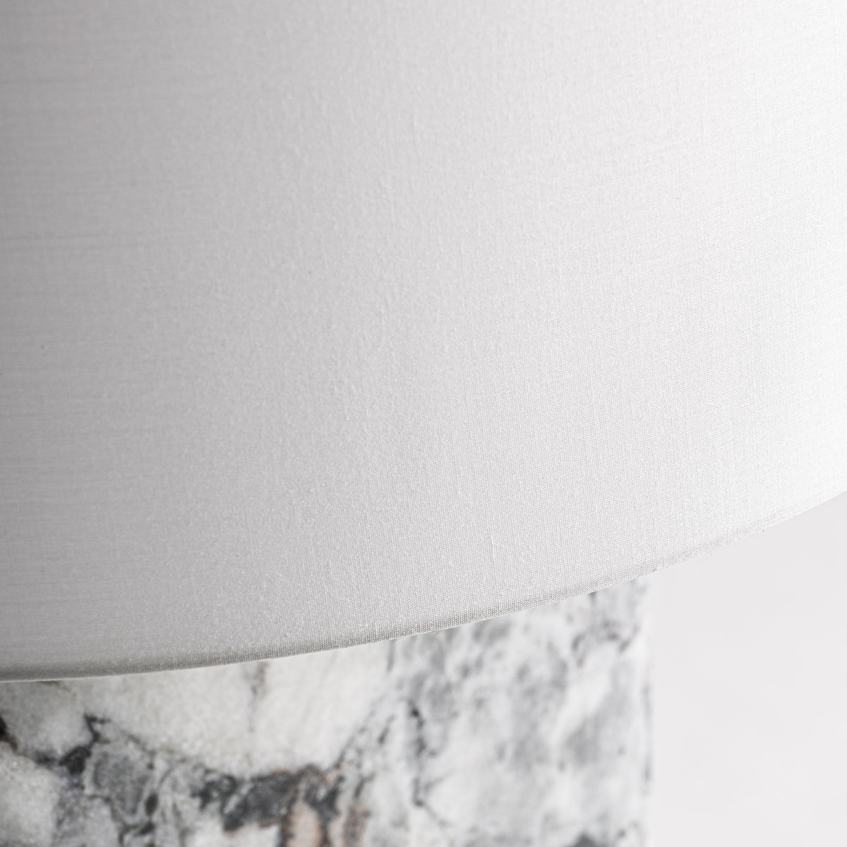 Tischlampe modern aus marmor metall creme 44x29x69cm

