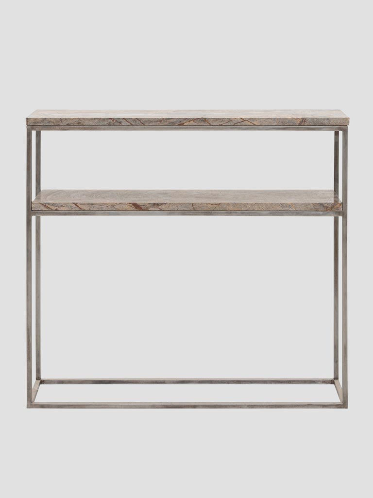 Maxim Möbelstück, 80x25x90 cm, in Grau und Marmor, im Wohnzimmer platziert. Die klare und geradlinige Form des Möbelstücks wird durch eine Pendelleuchte und eine Vase mit Kunstblumen ergänzt, wobei die minimalistische Ästhetik und zeitlose Schönheit betont werden