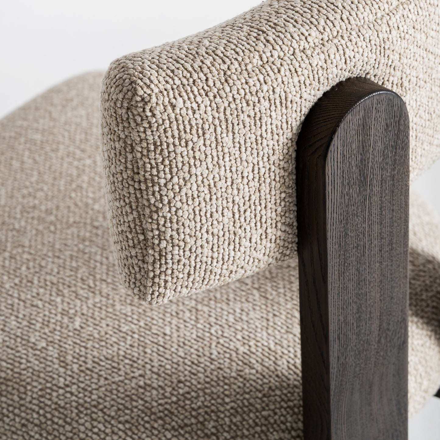 Frans – weicher Sessel aus Polyester im Contemporary-Stil