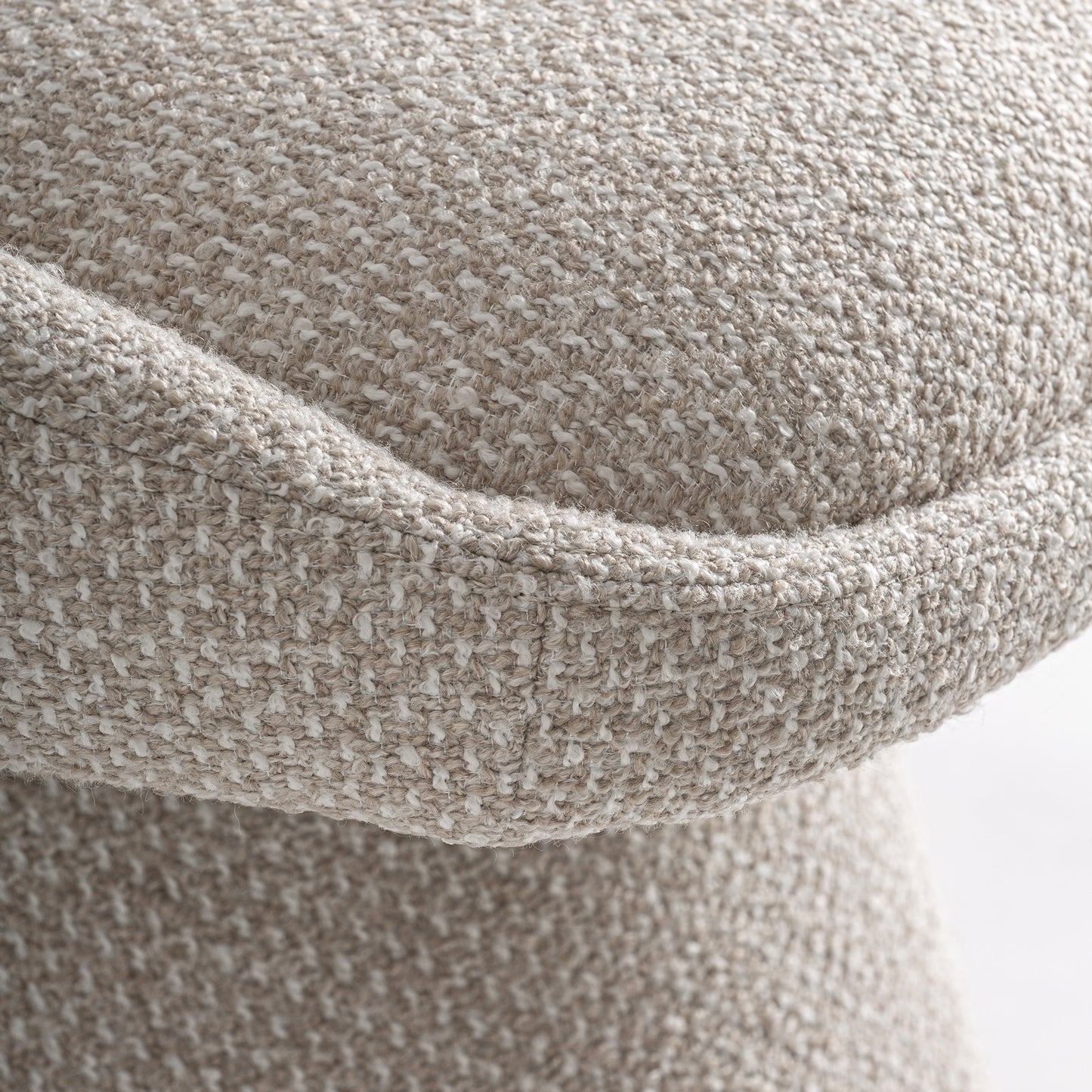 Bruno – eleganter Barhocker aus Baumwolle im Contemporary-Stil